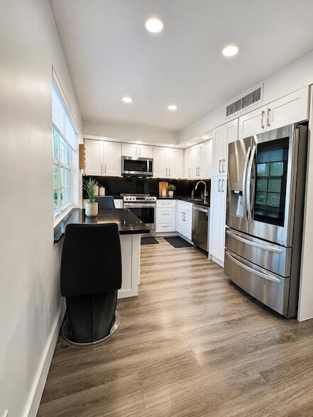 Photo - 3930 Oaks Clubhouse Dr Unit 303