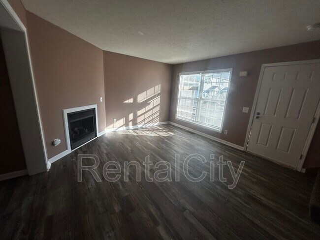 Photo - 153 Cloverdale St