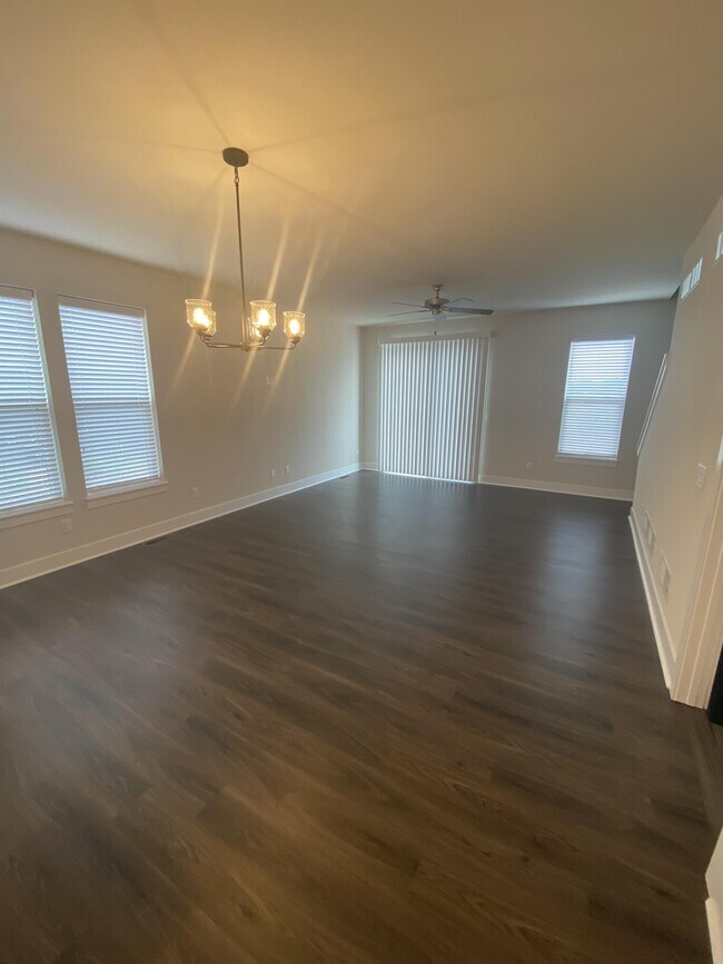 Photo - N161W21877 Daisy Dr