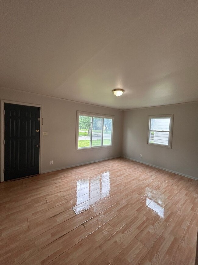 Photo - 4505 S Park Dr