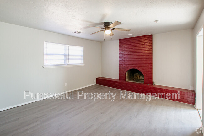 Building Photo - 2624 N Markwell Ave Rental