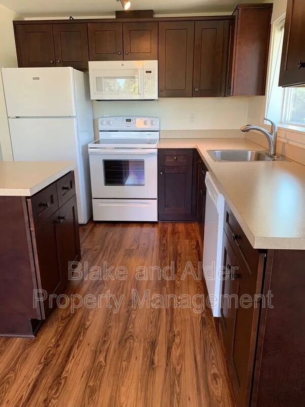 Photo - 8211 N Montana Ave