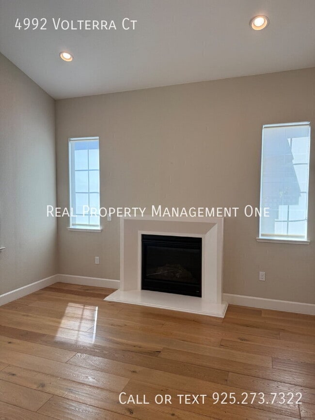 Photo - 4992 Volterra Ct