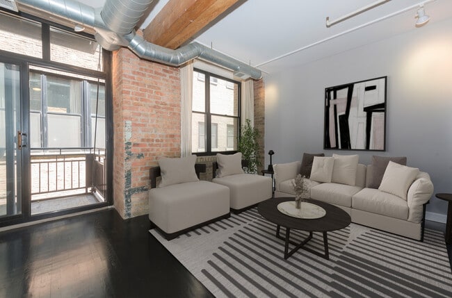 Photo - 520 W Huron St