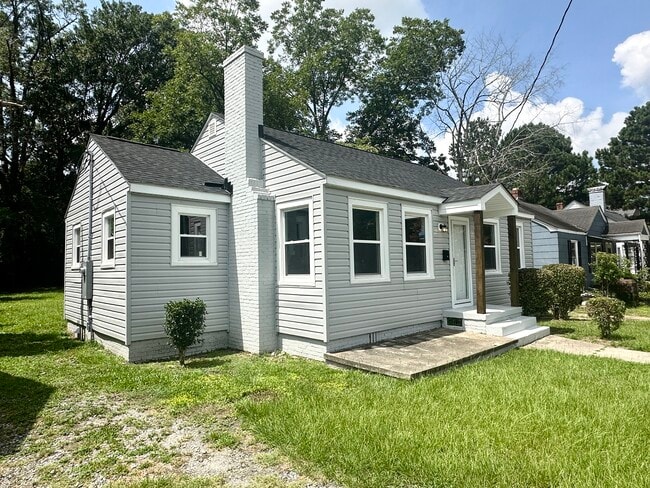 Photo - 1107 Colonial Ave