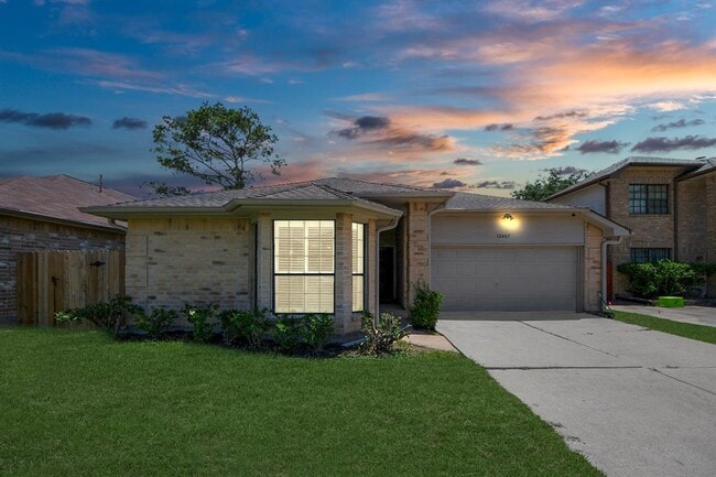 Photo - 12407 Meadow Ridge Dr House