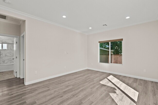 Photo - 6715 Cedros Ave Unit 6715 Cedros