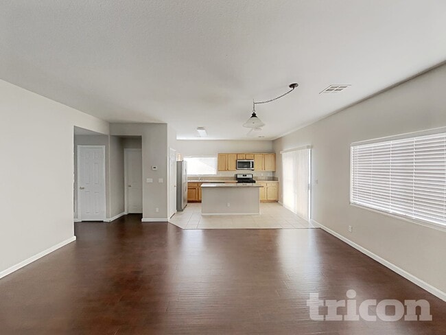 Photo - 717 Horse Stable Ave