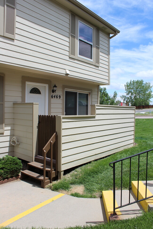 Building Photo - 6469 McNichols Ct