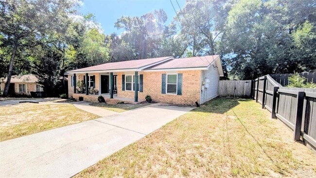 Building Photo - 9648 Hollowbrook Dr Rental