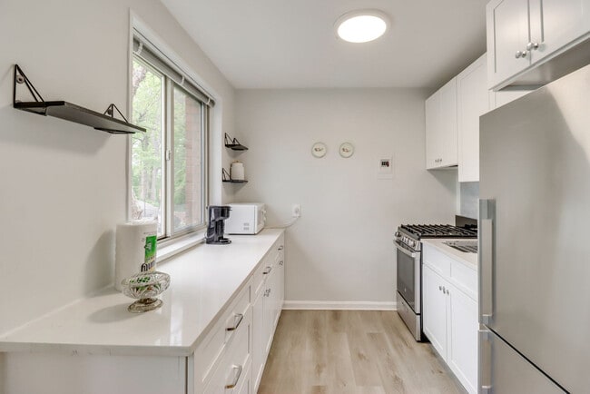 Photo - 2710 Macomb St NW Unidad SI FL3-ID1546421P