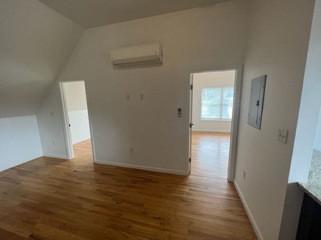 52 High St