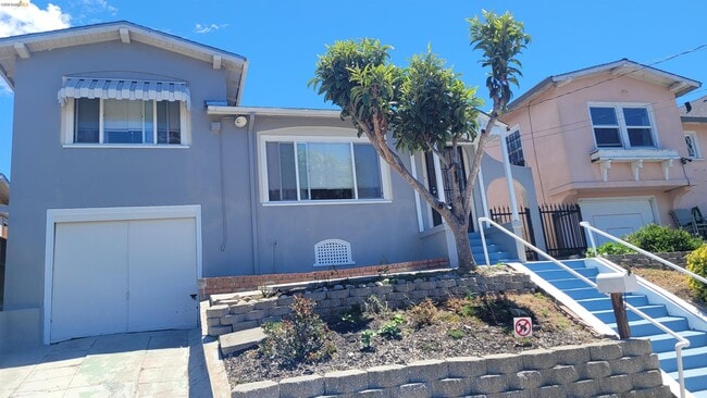 Photo - 2124 12th Ave