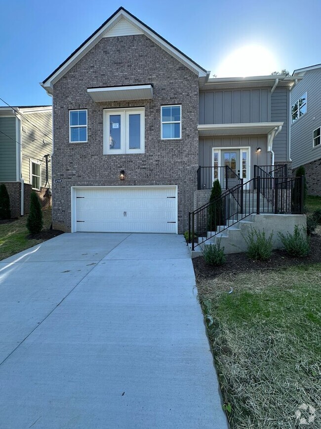 Building Photo - Brand New Home in Sugar Valley.