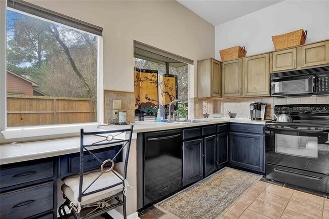 Photo - 4114 Meadowgold Ln