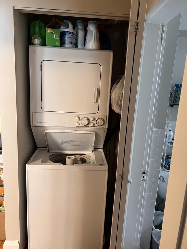 Photo - 17 Story St Unidad 1