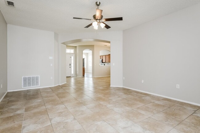 Photo - 1027 Lake Biscayne Way
