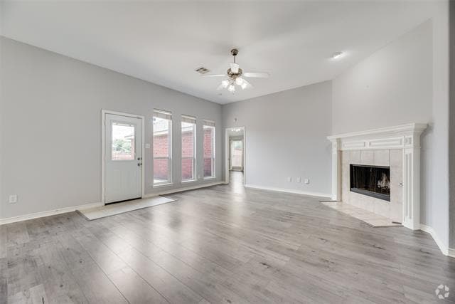 Building Photo - 1707 Balboa Ln Rental