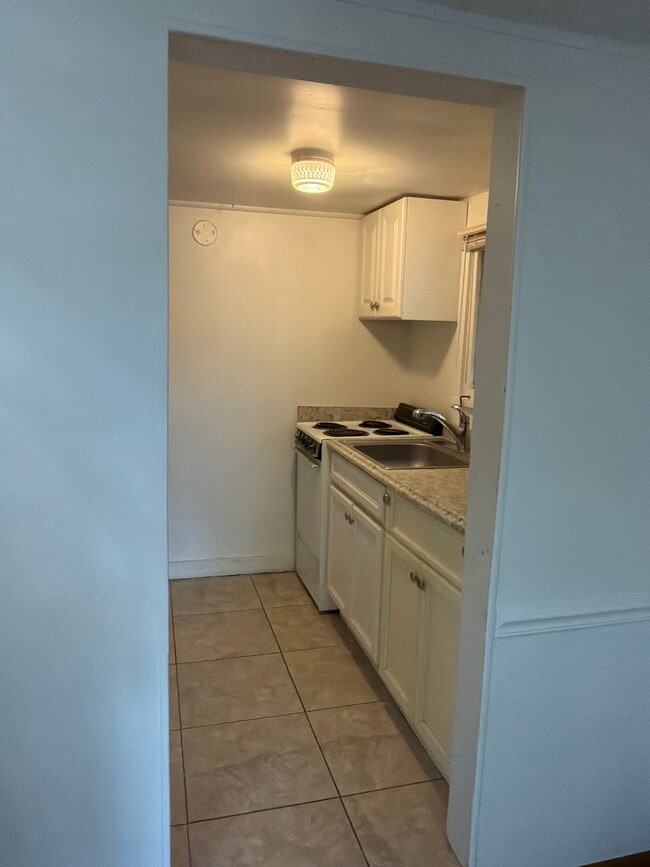 Photo - 209 Strawberry Ln