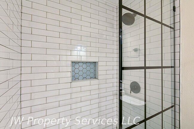 Photo - 5225 Magazine St Unit C