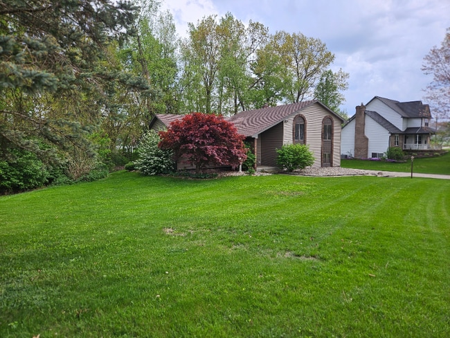 Photo - 11044 River Oaks Ln E