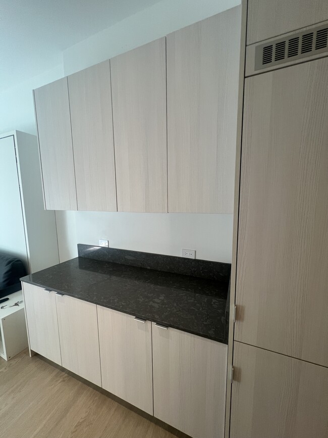 Photo - 1901 Overland Ave Unidad 106B