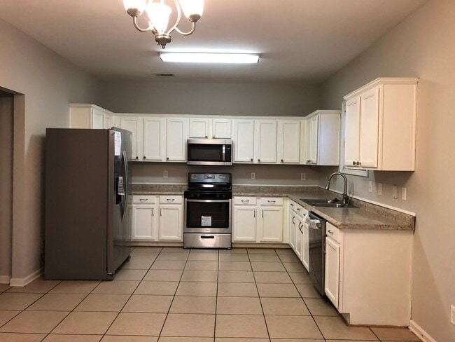 Photo - 2268 White Alder Dr NE