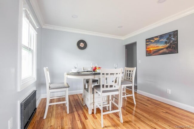 Photo - 146-41 224th St