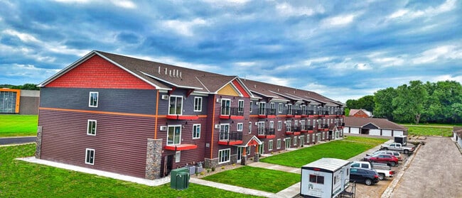 Building Photo - Wolverine Meadows Rental