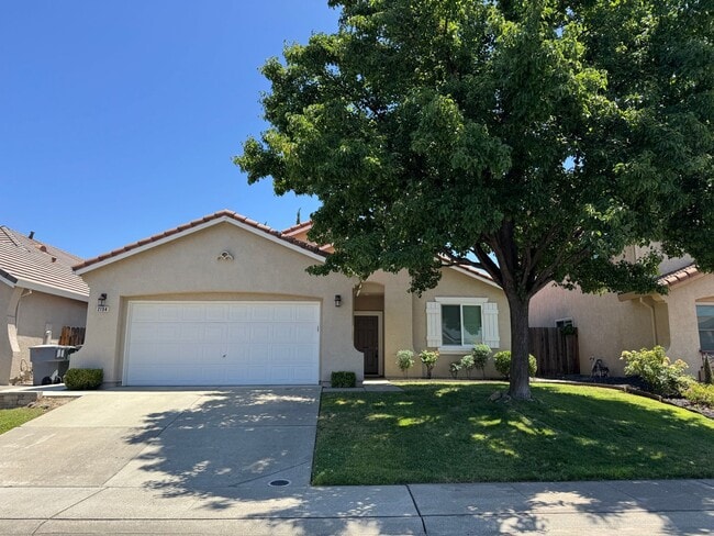 Nicely updated Rocklin home! A must see! - Nicely updated Rocklin home! A must see!