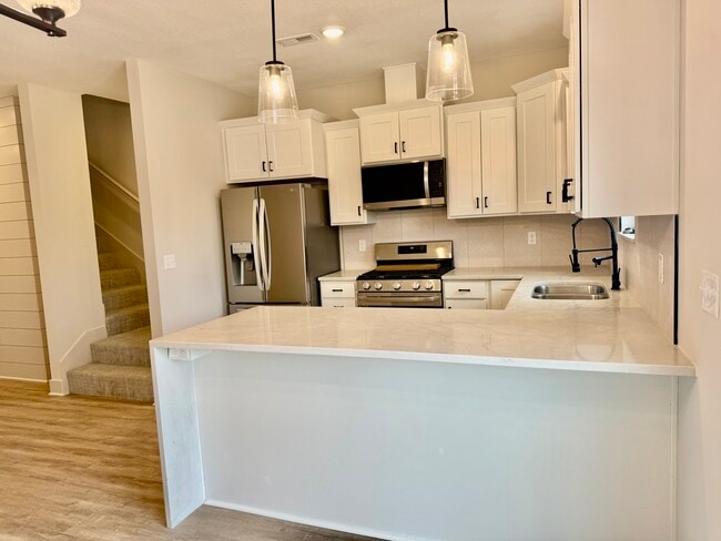 Kitchen - 22912 W 72nd Ter