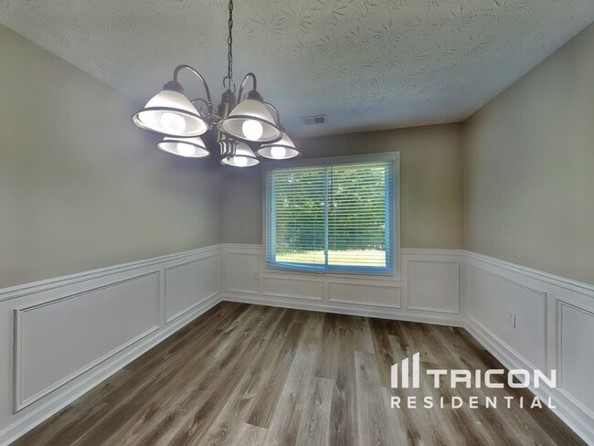 Photo - 703 Morgans Ridge Dr