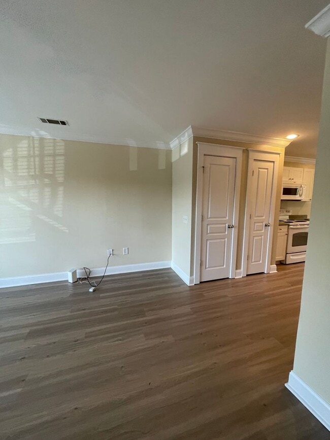 Photo - 15-1512 Dukes Unit 1512 - C