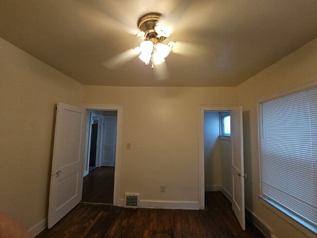 Photo - 1547 Hillcrest Rd Unit 1