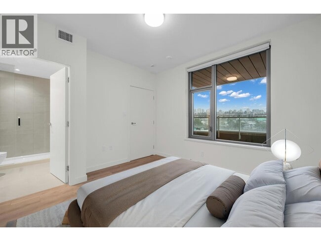 Photo - 755 Harbourside Dr Unité 320