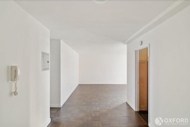 Photo - 440 E 79th St