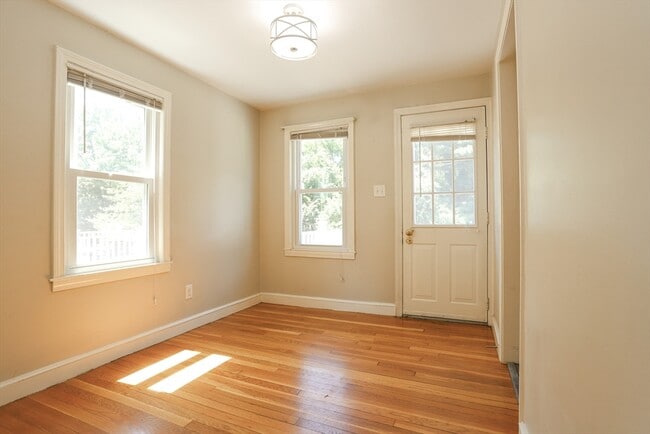 Photo - 101 Brooks St