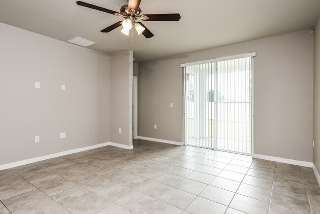 Photo - 5236 Stephs Field St