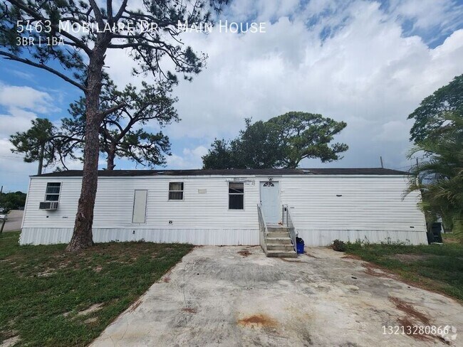 Building Photo - 5463 Mobilaire Dr Unit Main House