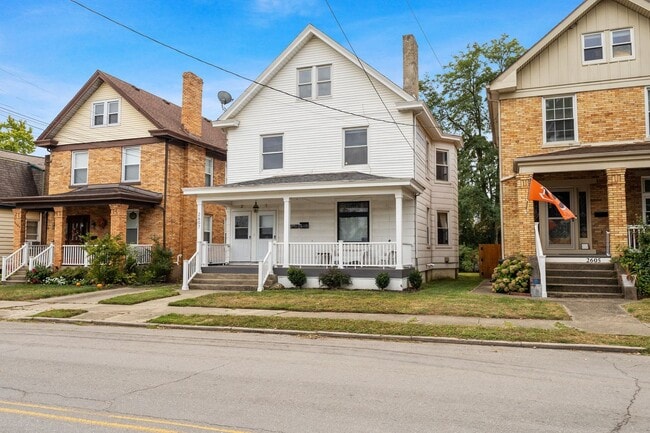 Photo - 2607 Robertson Ave Unit RUN- #2 ROBERTSON 2607