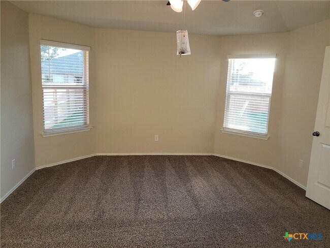 Photo - 5550 Perdita Dr