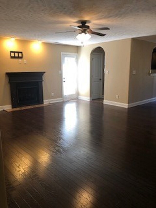 Photo - 960 Culverson Ct