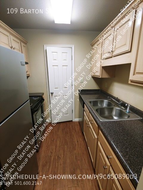 Photo - 109 Barton St Unit 23