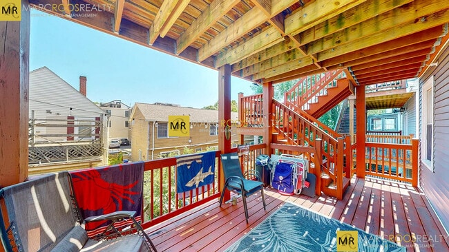 Photo - 16 Carpenter St