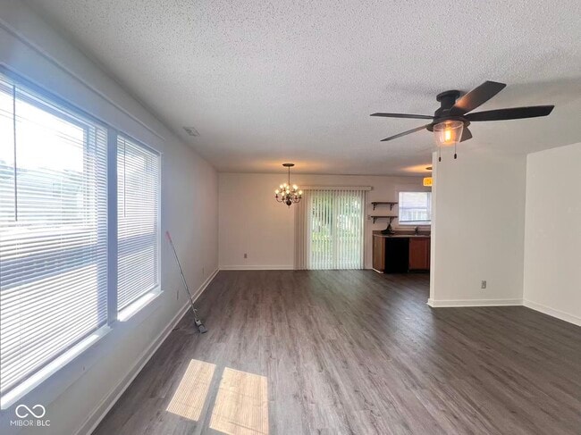 Photo - 10965 Sweetsen Rd