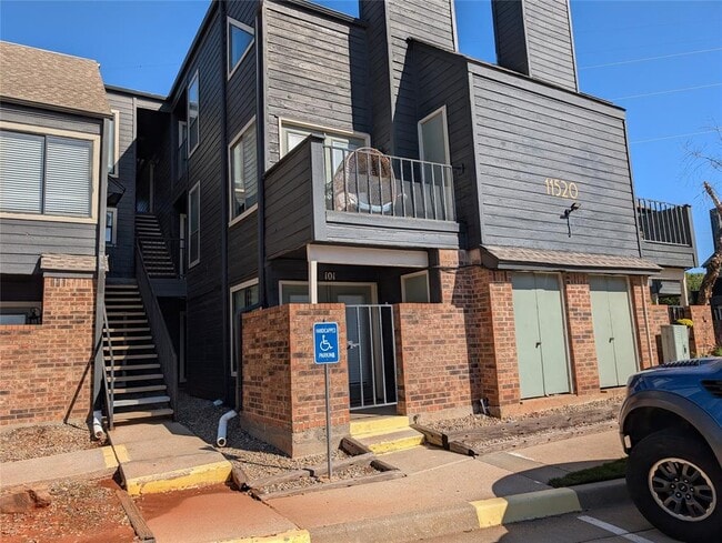 Building Photo - 11520 N May Ave Unit c101 Rental