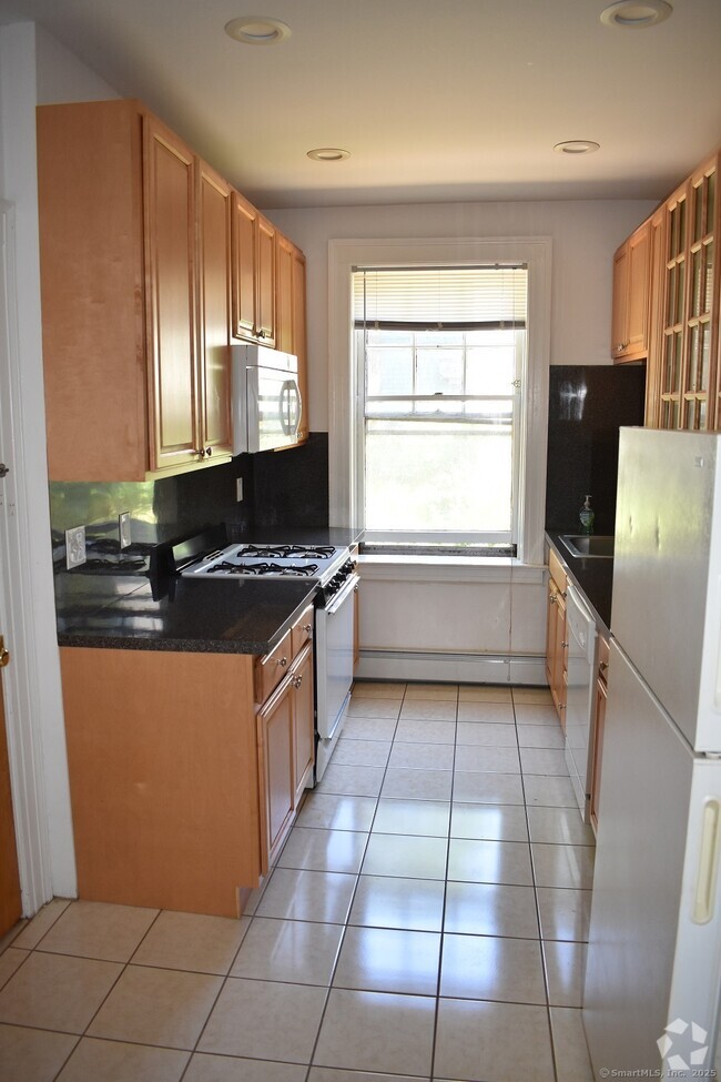 Building Photo - 151 Cold Spring St Unit A4 Rental