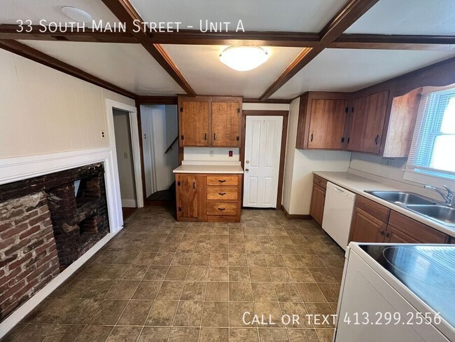 Photo - 33 S Main St Unit A