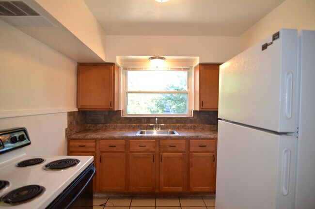 Photo - 3029 Auten Ave Unidad 3