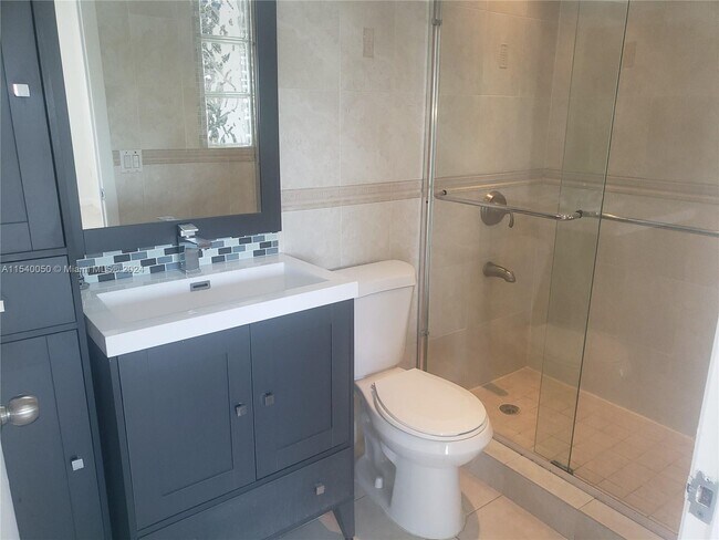 Photo - 110 S Shore Dr Unit 5E